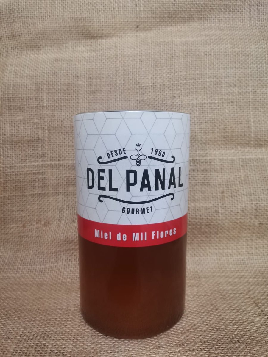 mieldelpanal_es's tweet photo. Cosechamos nuestra #MielDeMilFlores durante los meses de mayo y junio, cuando la primavera se encuentra en todo su esplendor. 🍯

Una gran fuente de vitaminas y minerales que resulta ser muy beneficiosa par paliar numerosas enfermedades. 🐝

➡ https://t.co/VLXIbvAl5B https://t.co/Xx3FLGWbBB