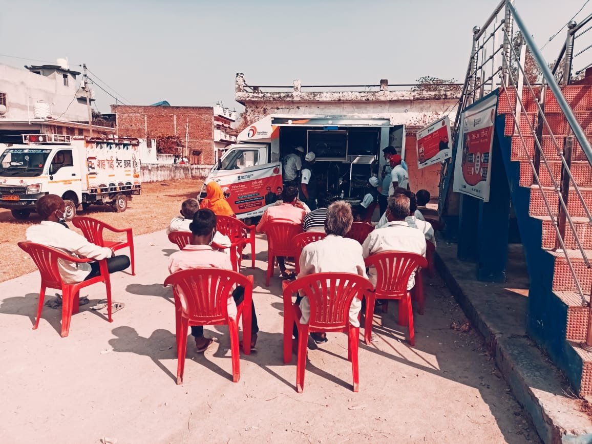 csctelelaw's tweet photo. Tele law awareness through mobile van in gram panchayat chappersher afganpur district Haridwar.

@dintya15 
@LalitBoraCSCUK 
@l_Smrity https://t.co/BnUVGATluX