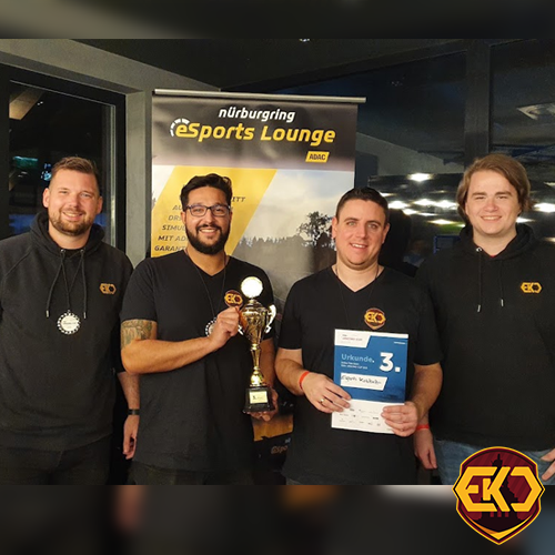 esports_koblenz's tweet photo. 3. Platz beim @Region56Plus eRacing Cup 💪
Ein ganz besonderer Dank geht an #KoblenzTouristik , die uns die Teilnahme überhaupt erst ermöglicht haben und natürlich an #Region56Plus für die tolle Organisation und das runde Event 🙌
#simracing #eracing #esports #koblenz #gaming https://t.co/kMwoKtgURl