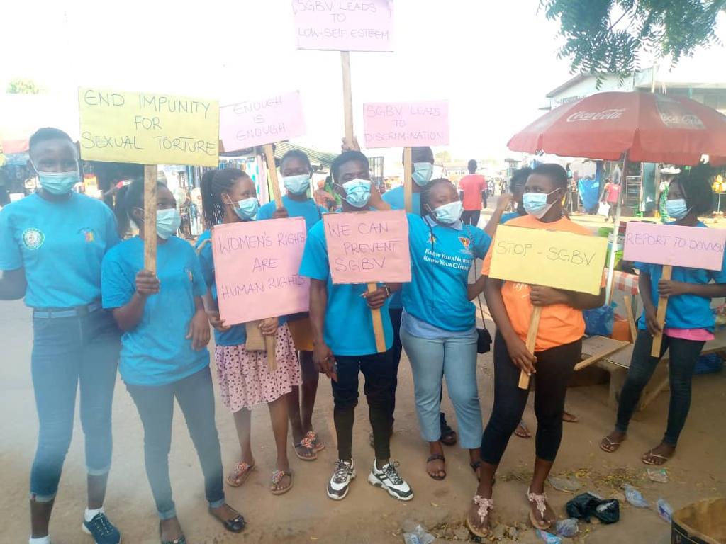 YAMghana's tweet photo. On 5th November,  YAM  Bolga branch held a market and lorry station storm targeting both old and young and educating them on Sexual and Gender Based Violence.

YAM- Join the Action, Protect the Future !!! https://t.co/Q9JUwrp8lV