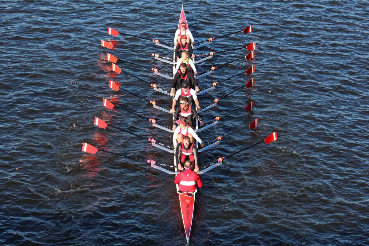 PSportoviny's tweet photo. Jak dopadl distanční závod osmiveslic Prahou Head of Prague pořádaný VK Blesk? 🚣

Výsledky:
1. místo: Austrian Rowing Federation, 19:35,97
2. místo: Dukla Praha TWO, 19:36,14
3. místo: Dukla Praha ONE, 19:44,47

Kompletní výsledky najdete na: https://t.co/n2uGZ4KTBI

#veslovani https://t.co/kkCZ8GF4YK