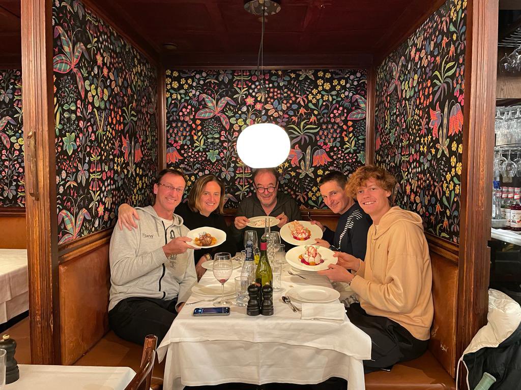 janniksin's tweet photo. Tanti auguri🥳 #RiccardoPiattisLittleBirthdayParty https://t.co/r9FquHXE1s