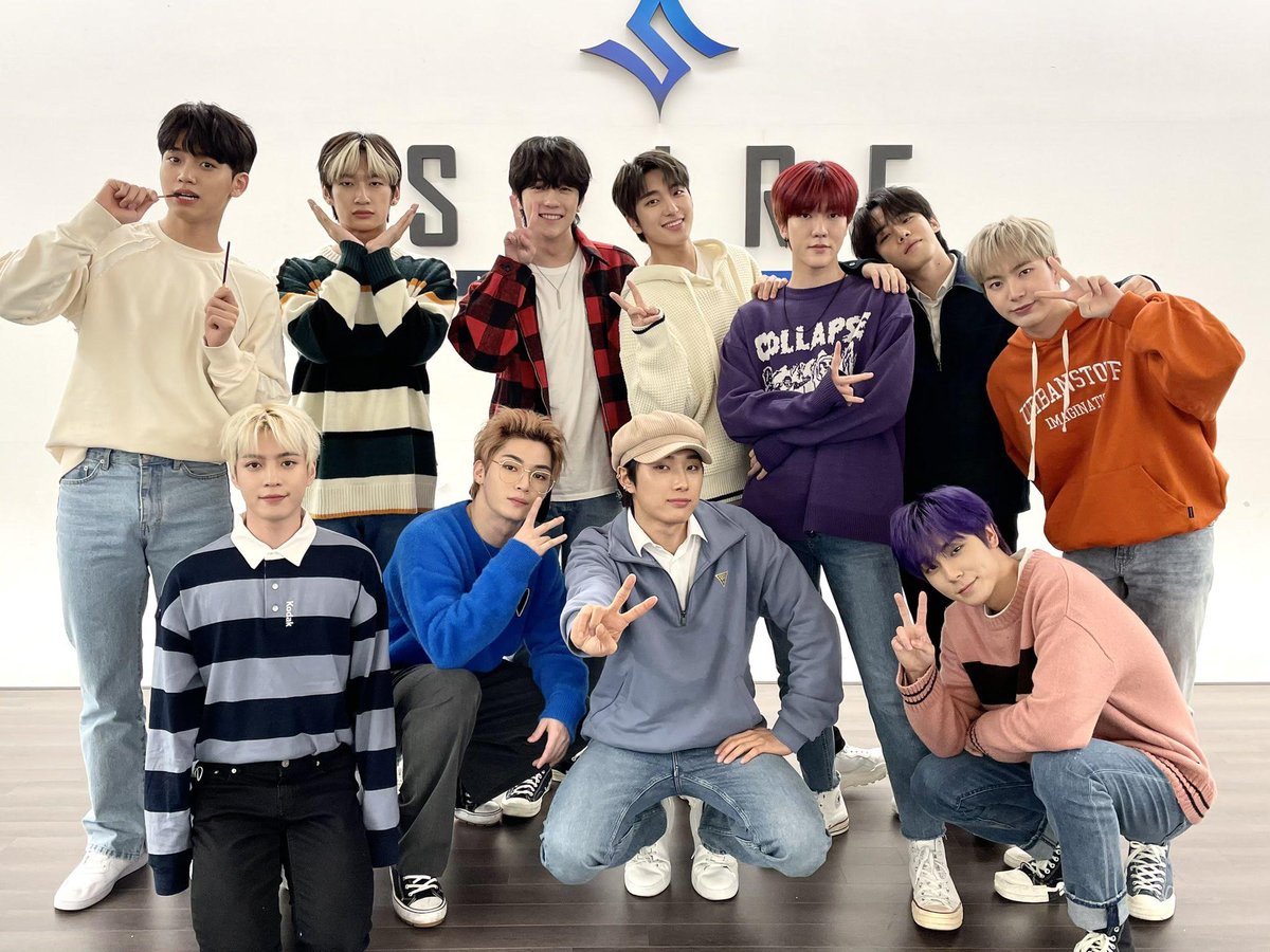 jinuluv_'s tweet photo. songs that Omega X recommended on the fancafe for the For X's: the playlist ❤️ https://t.co/HownVNFmdb