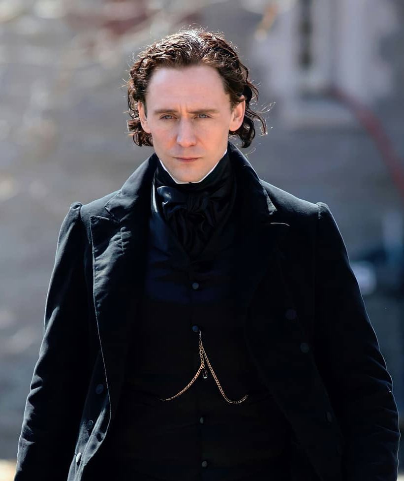 Багровая 2015. Tom Hiddleston Багровый пик. Багровый пик / Crimson Peak (2015).