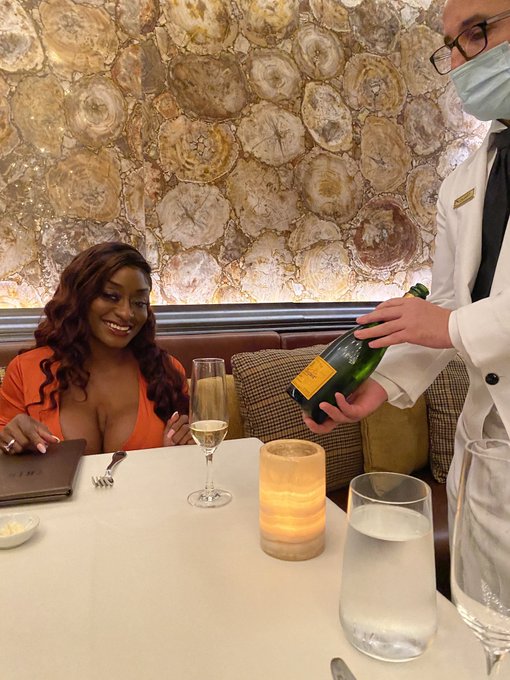 Celebrating my birthday with those I love ❤️!! Kisses to all my fans ! Thank you for all your love and<a href="/tag/houston"class="tags"><span>#houston</span></a><a href="/tag/fitness"class="tags"><span>#fitness</span></a><a href="/tag/biceps"class="tags"><span>#biceps</span></a><a href="/tag/ebonygoddess"class="tags"><span>#ebonygoddess</span></a><a href="/tag/fridayvibes"class="tags"><span>#fridayvibes</span></a>