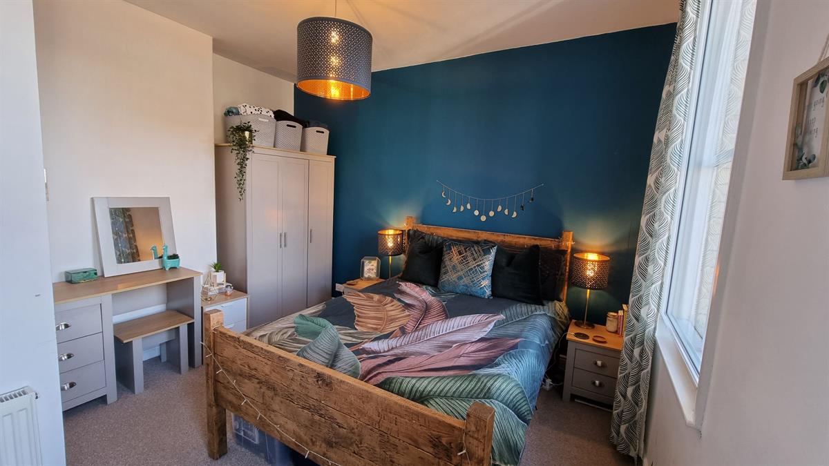 TowerEstatesLtd's tweet photo. New to market - 1 Bed Flat in South Cliff for only £79,950. View details: https://t.co/xmpjeOVyBz https://t.co/mMiDX4AO72