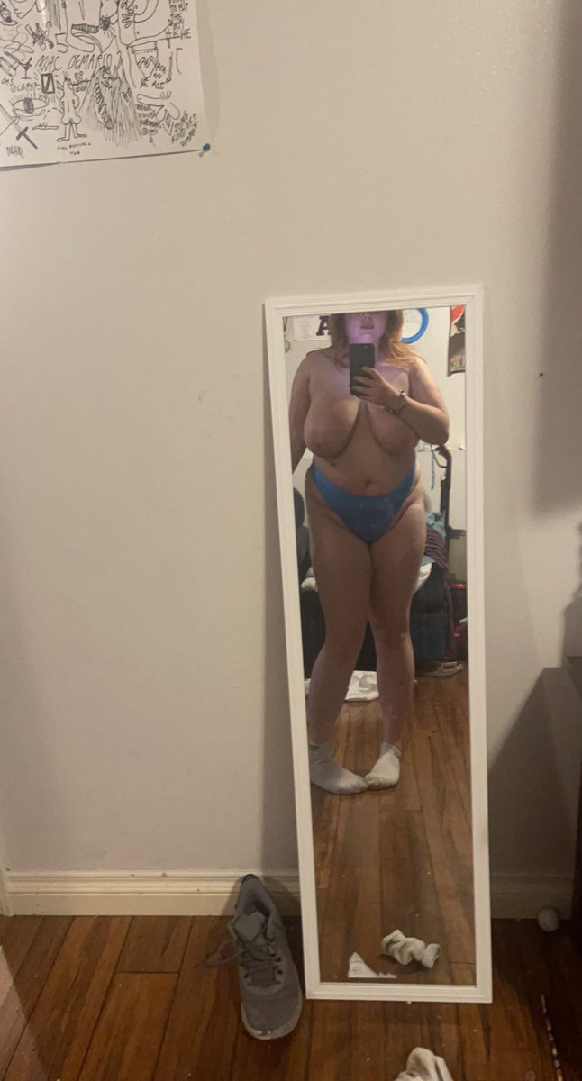 thicccccredhead's tweet photo. @JReargo Hey love https://t.co/sfXZyOtB1p