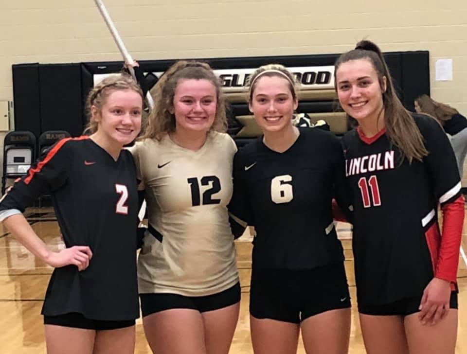 Liz Carbaugh officially finished up her high school career representing Red Oak in the KMA senior all star game.Not only did she compete, she also made the all tournament team!We are so proud of you Liz, thank you for all you have done for ROVB and good luck on your next chapter!
