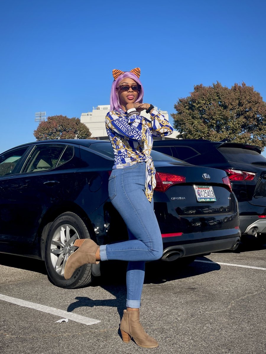 KALLIente_'s tweet photo. #BlackAlumniWeekend #UofM #Homecoming #GoTigersGo #GTG https://t.co/FiQtO5Ks3P