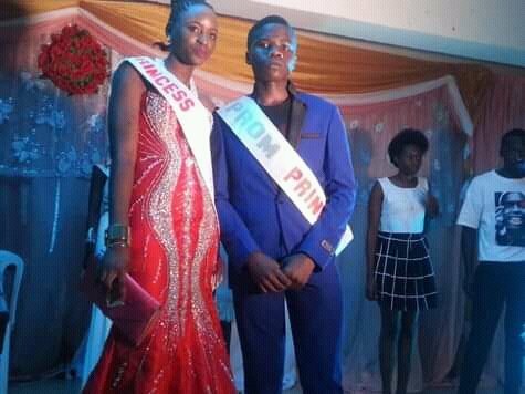 #promprinceug..me am abee lyk hollap..