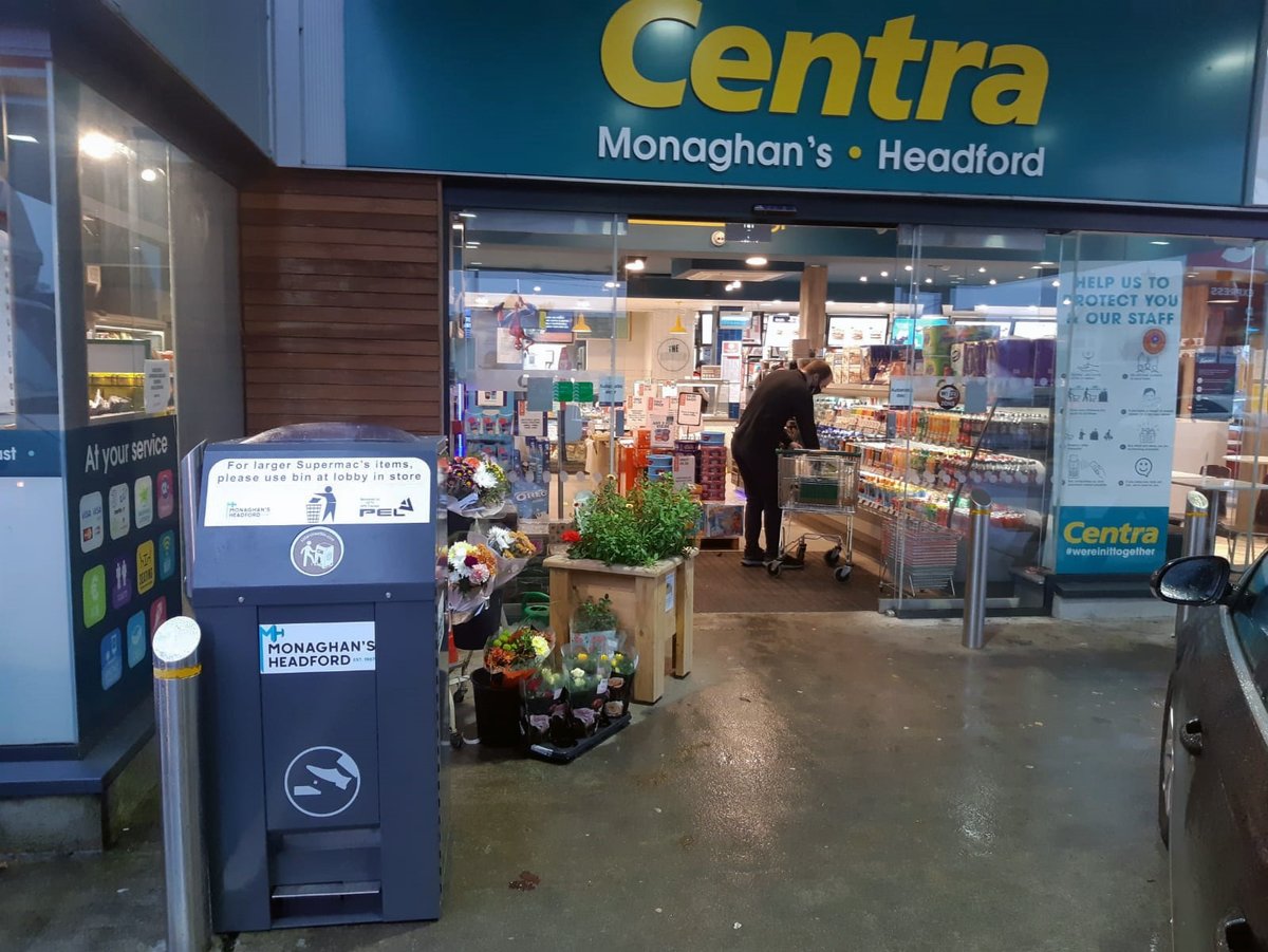PELRecycling1's tweet photo. One of our most recent installations of the BriteBin and the latest addition to the Monaghan's @CentraIRL Headford forecourt! #BriteBin #Pel #streetlitter #solarbin #shipping #sustainability #environment #loweremission #leavenotrace #britebinyourlitter https://t.co/GJeIk6e5jf