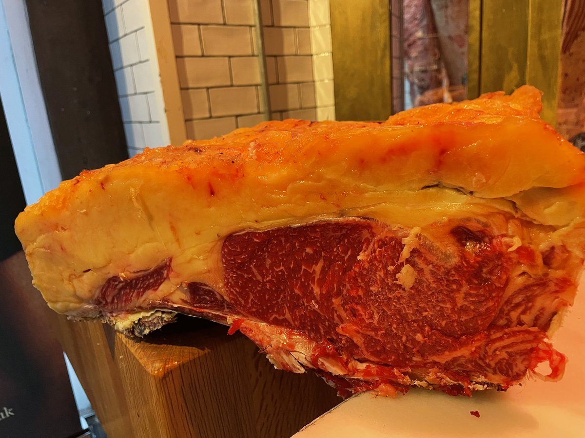 portas1969's tweet photo. #steakhouse #etxebarri #bidea #meatporn #steakrevolution #topmeat #chuleton #txuleton #parrilla #parrillero #bueygallego #vacagallega #rubiagallega 
#meatpoint #asadoretxebarri #worlds50best #meatopia #worldsteakchallenge @maven
#galizziana https://t.co/j0LRcgKH4u