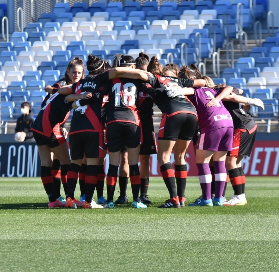 Mucho ánimo a jugadoras y cuerpo técnico.
Estoy seguro de que entre todos el Santa Inés llegará a buen puerto

#UnidasSomosMásFuertes
#soydelrayofemeninoynomerindo