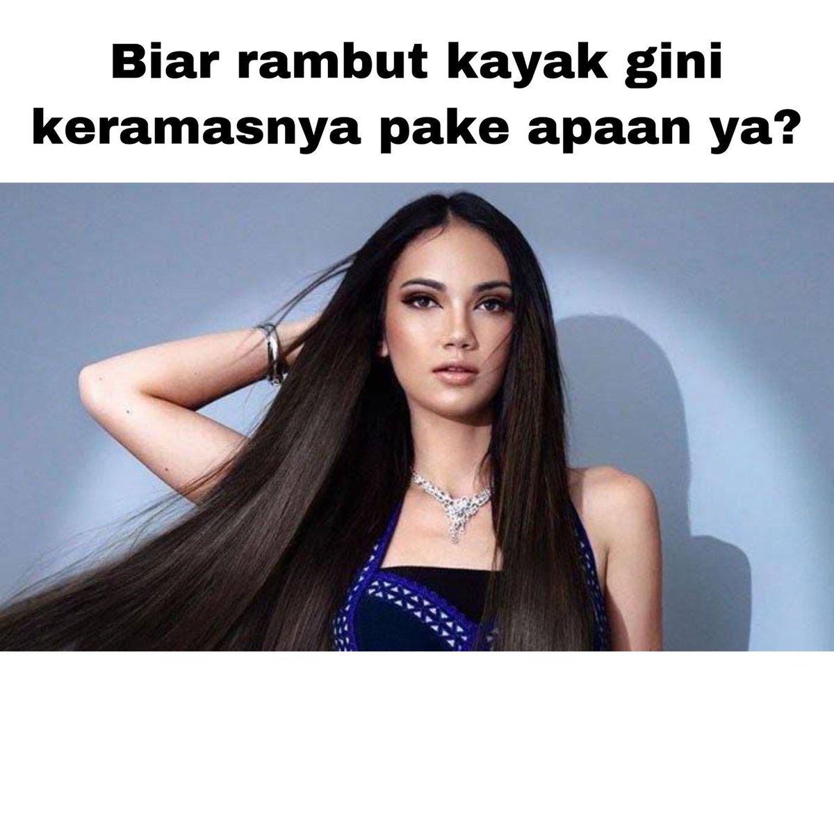 BHSI_SCTV's tweet photo. Aku, jadi duta shampoo lain? 🤣
Tonton Buku Harian Seorang Istri Setiap Hari Pukul 21.30 WIB hanya di @SCTV atau @vidio
#BHSI #BukuHarianSeorangIstri #Dewa #Nana #DewaNa #DewaNana #Pasha #Lula #PashaLula #NanaButuhAlvin #PrayForAlvin https://t.co/QG5mi8R2mA