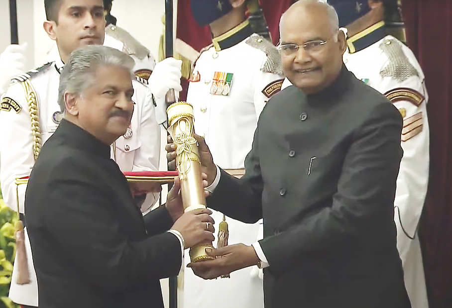 Huge honour for the entire <a href="/MahindraRise/">Mahindra Group</a> Family as <a href="/anandmahindra/">anand mahindra</a> is conferred with #PadmaBhushan. We at <a href="/techmahindracsr/">Tech Mahindra Foundation</a> come together to celebrate the man who has been spearheading our #Rise philosophy

#TechMahindraCSR #RiseforGood <a href="/C_P_Gurnani/">CP Gurnani</a> <a href="/tech_mahindra/">Tech Mahindra</a> #PadmaAwards2020