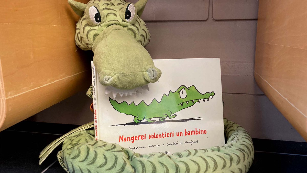 Il #piccolococcodrillo Achille fa i capricci e un giorno decide improvvisamente di non voler più mangiare le solite banane ma... #Mangereivolentieriunbambino ! Una simpatica fiaba per #bambini che hanno fretta di #crescere.
Edito da <a href="/Babalibri/">Babalibri</a> di #DorothéedeMonfreid