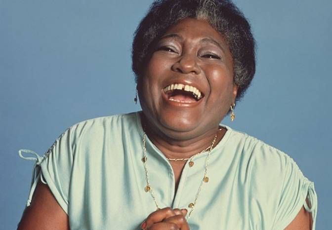 NLCarolynMuse's tweet photo. Remembergin film/stage/television actress Esther Rolle, who was born #OTD (November 8th) in 1920. @SilverAgeTV #OneLifetoLive #Maude #DontPlayUsCheap #CleopatraJones #GoodTimes #SummerofmyGermanSoldier #FlamingoRoad #SingerandSons #Rosewood https://t.co/E4ok8UCJJ3