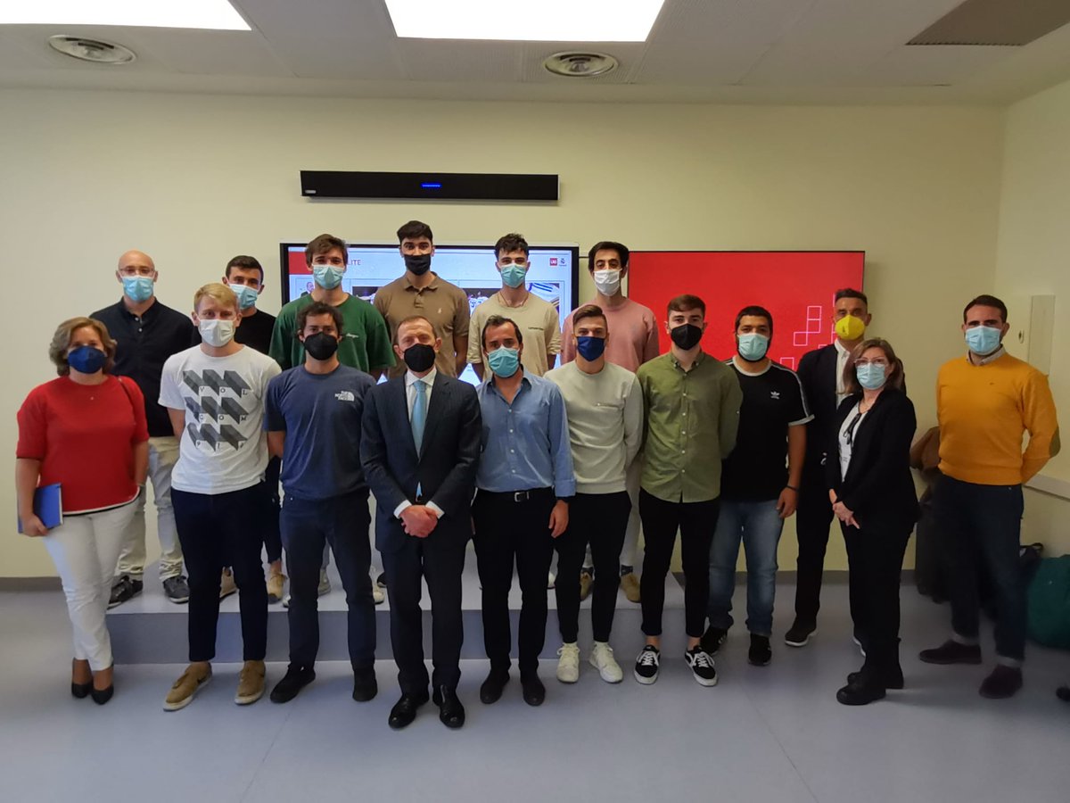 MoneyballDataIA's tweet photo. Codirigiendo con #JoseLuisFelipe el #MÁSTER EN #BIGDATA , #ANÁLISIS DEL #JUEGO Y #SCOUTING EN #FÚTBOL @RealMadridUE 2021 - 2022! https://t.co/ecVQAwcNFo