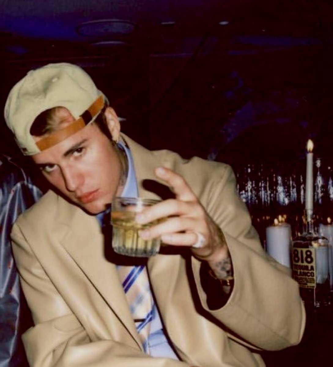 bizzleslust's tweet photo. justin been looking extra fine lately😩 https://t.co/DAVPwcnLBr