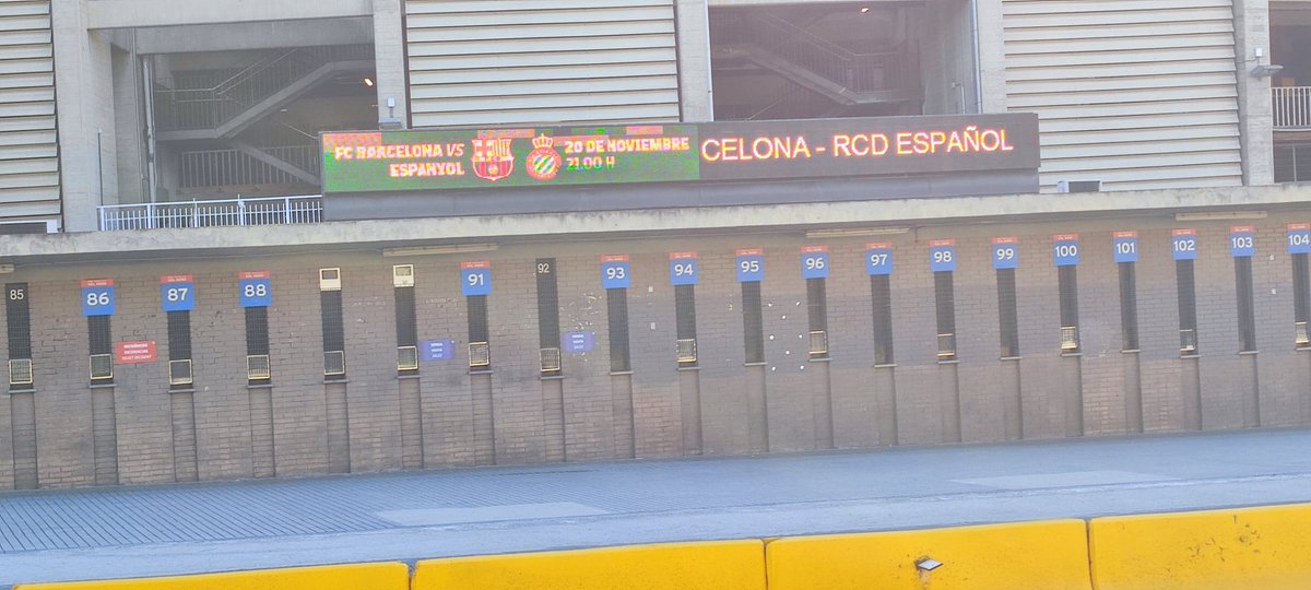 Es de primero de educación que los nombres propios no se traducen #FCB #RCDE