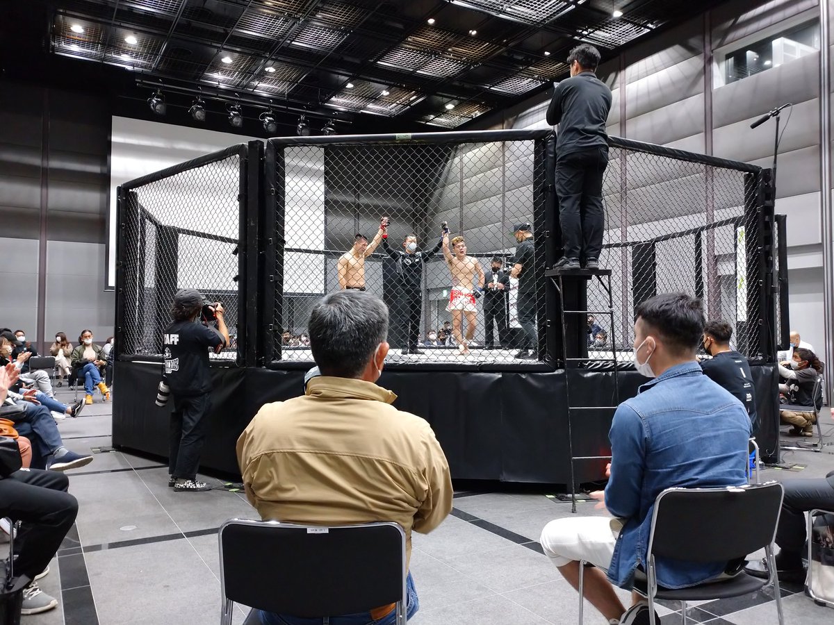 193UDON's tweet photo. 昨日の修斗高松でのドローの瞬間
#shooto1107
#修斗
#TNS
#FORCE
#FORCE14 https://t.co/ihOWGc6ZrT