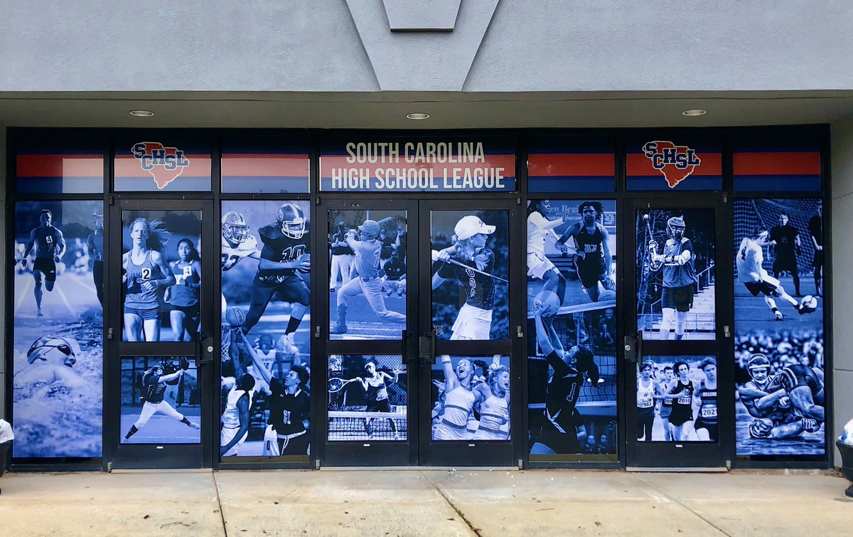 SCHSL's tweet photo. 👀 💥Looks like the window elves from @WKPackPrinting hit 121 Westpark Blvd! What a transformation!!! Thank you to @CoachKendall31 and his talented troupe of designers and installers. #WeAreSCHSL 🪟 🧨 #FancyLikeApplebees https://t.co/A8xF0OHJi5