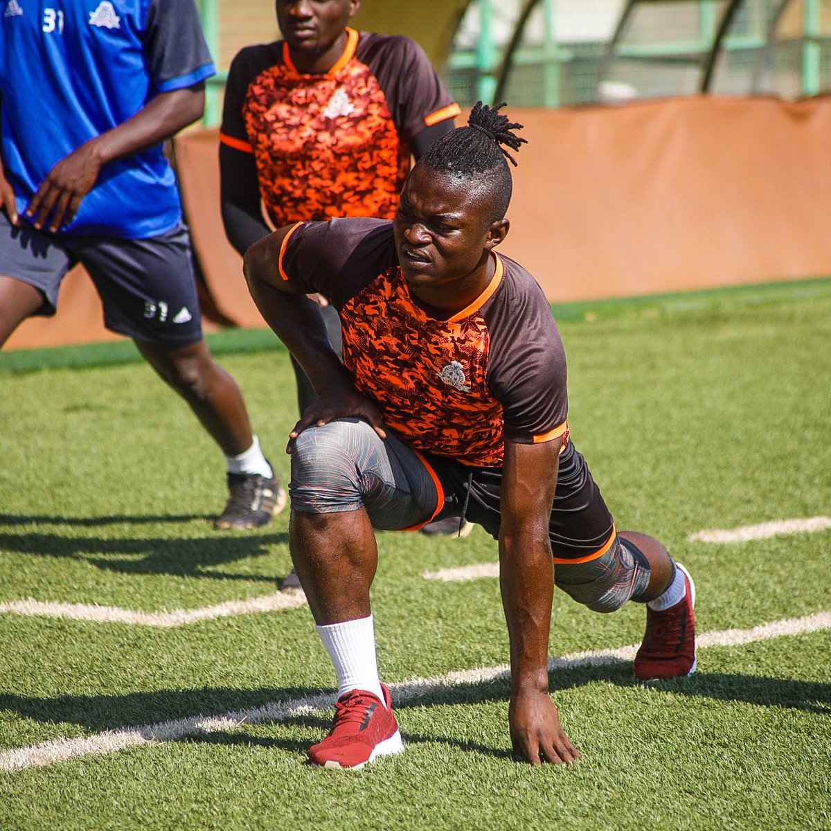 VipersSC's tweet photo. Stretching into the new week like... 

📸 | @meditsmeddy!!! 

#VenonsUpdates | #OneTeamOneDream https://t.co/ewA0lYbenv
