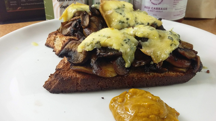 Todays toast is topped with  Mushroom &amp; Cheese. Thanks to 
Enzo'a Bakery &amp; Collards Veg <a href="/heritagecheese/">heritagecheese</a>
Find them at the market Sunday 9.30 - 1.30 Sovereign Way TN9 1RG  ///Eating.charmingly.makes Email reminder here bit.ly/2SrRfmu #Tonbridge