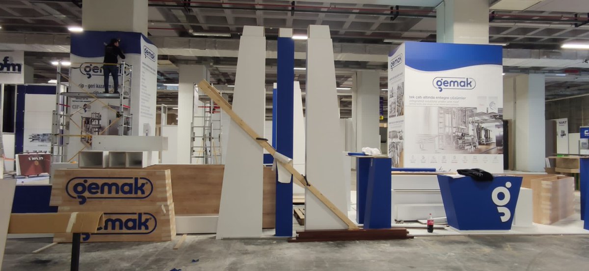 fuar stand uygulama
#tasarim #istanbul #design #instagood #instagram #reklam #tabelarasarım #acikhavareklam #dijitalprint #logo #artwork #billboard #poster #grafiktasarım #grafik #logotype #tabela #ışıklıtabela #dijitalbaskı #kutuharf #stand #camfilmi #rollap #ayaklıkartonet