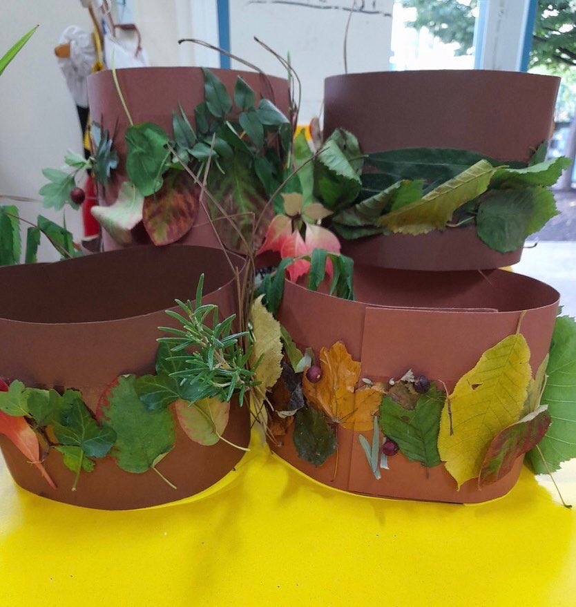 TutorOnHand's tweet photo. Check out these hats made last week by the children in my Reception class as part of our learning about autumn. 

🍁🍂🍁🍂🍁🍂🍁🍂🍁🍂🍁🍂

#autumn #autumnvibes #learningthroughexploration #leaves #eyfs #eyfsideas https://t.co/TDJmyRyGia