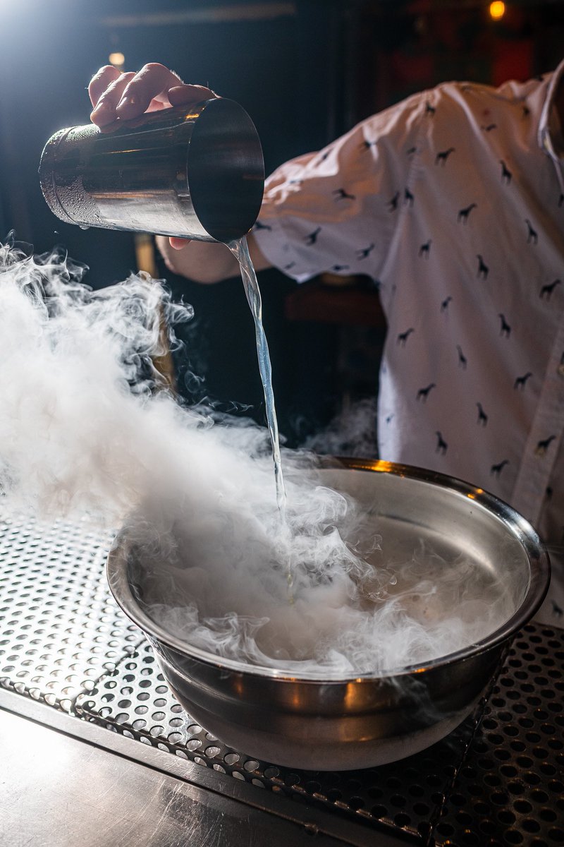 ServiceBarDC's tweet photo. TONIGHT! Don’t miss the #LN2 Pop-Up featuring our very own Mike Fratt and Joe Kocjan (of Las Gemelas) mixing up classic favorites with liquid nitrogen! Event starts at 7pm, walk-ins welcome. https://t.co/ocQfn6JNba