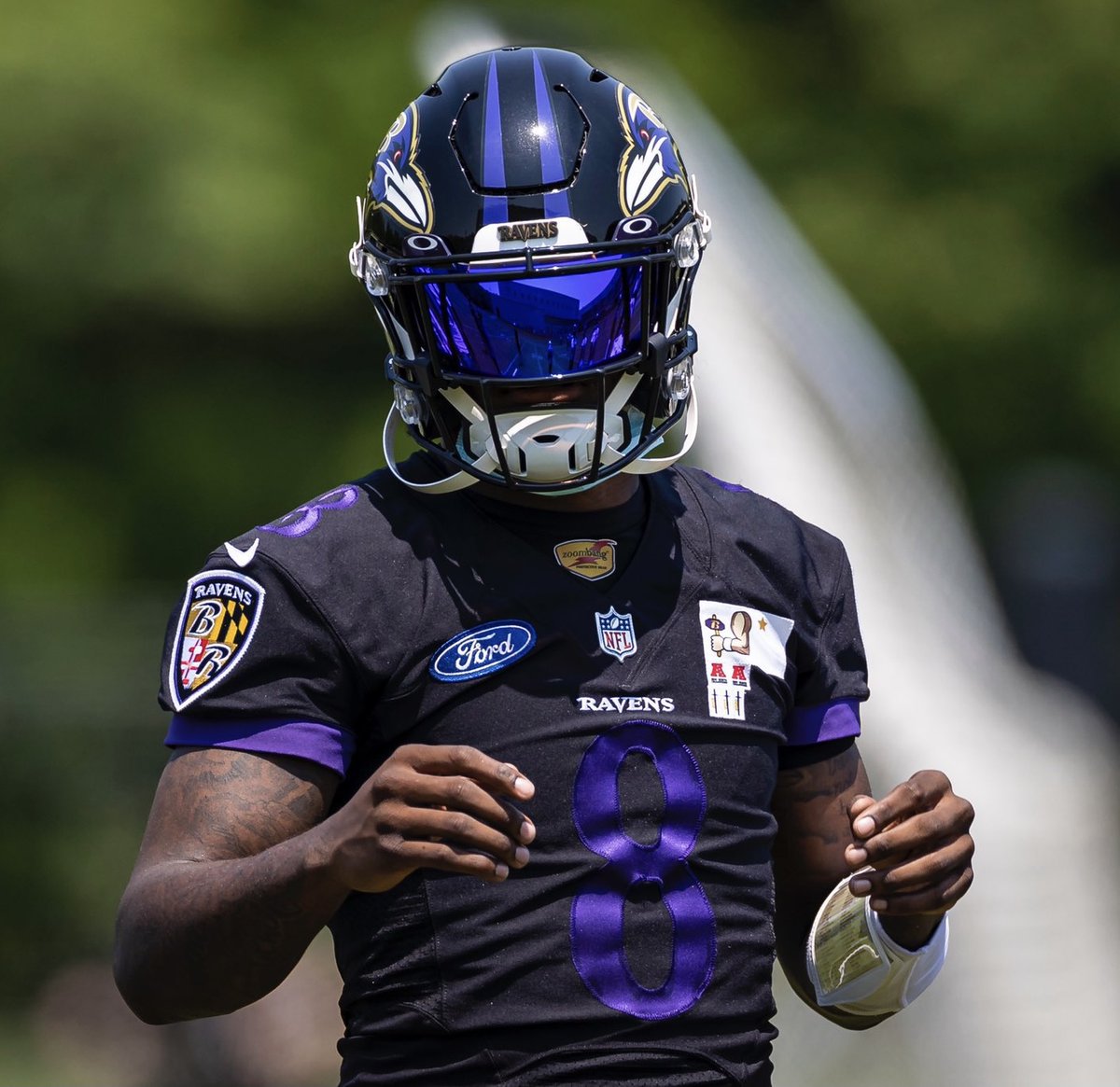 Lamar Jackson has 5️⃣ career games with 200+ passing yards and 100+ rushing yards 

Most in NFL history 👀