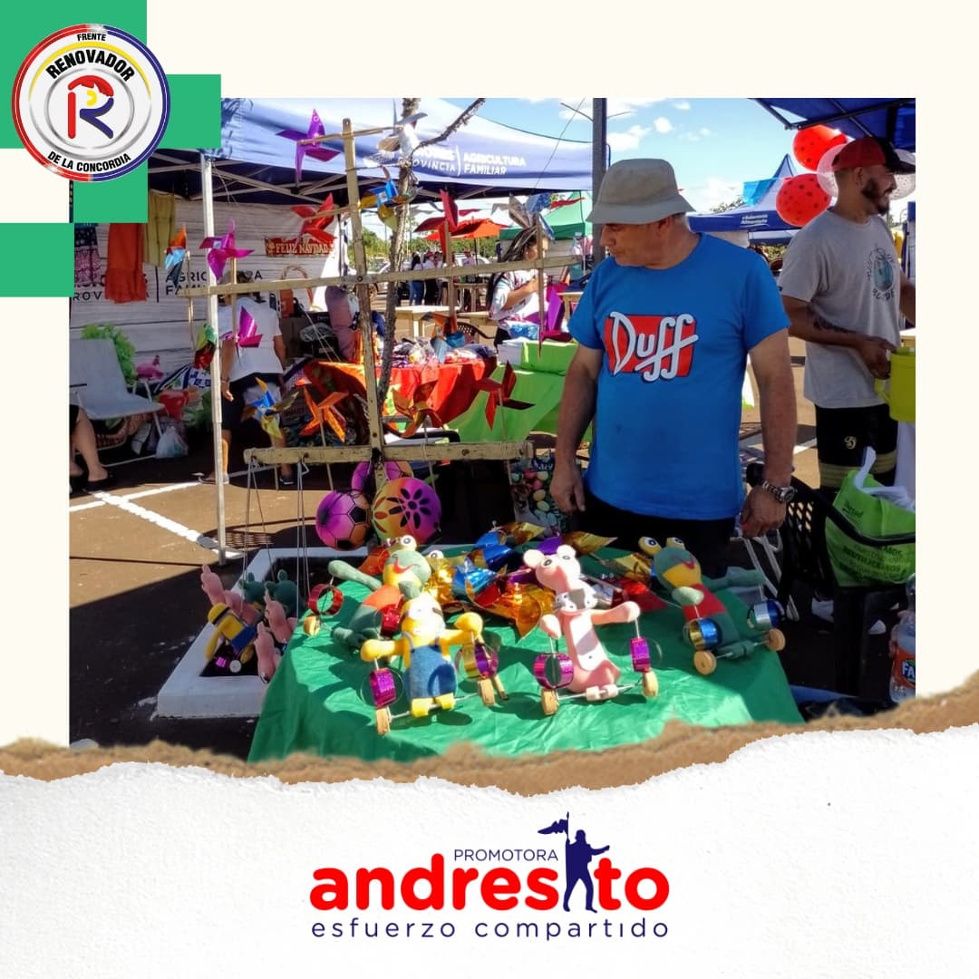 PromotoraGarupa's tweet photo. #GarupaEmprende 
Shows en vivo, desfile, sorteos y muchos emprendedores ✨✨
@herrerayflia @RicardoWellbach @cngauto @FernandoMezaOK @lidiabatista7 @noelialeyria @FRdelaConcordia https://t.co/WD3YhEASOp https://t.co/4m8OhNmaKD