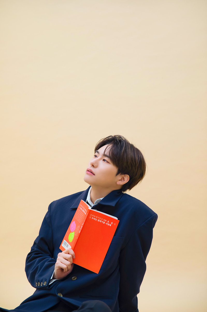 qerity__'s tweet photo. 책은 ㅁr음으로 읽는거야...✨ https://t.co/LpsKhJSUE2