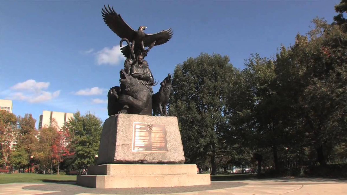 ICC_Canada's tweet photo. Today is Indigenous Veterans Day. We mark the important contributions and remember the many sacrifices made by Inuit, First Nations, and Métis. The National Indigenous War Memorial is in Confederation Park in Ottawa. The artist is Lloyd Pinay. #IndigenousVeteransDay #Inuit https://t.co/deuNpCYX6Z