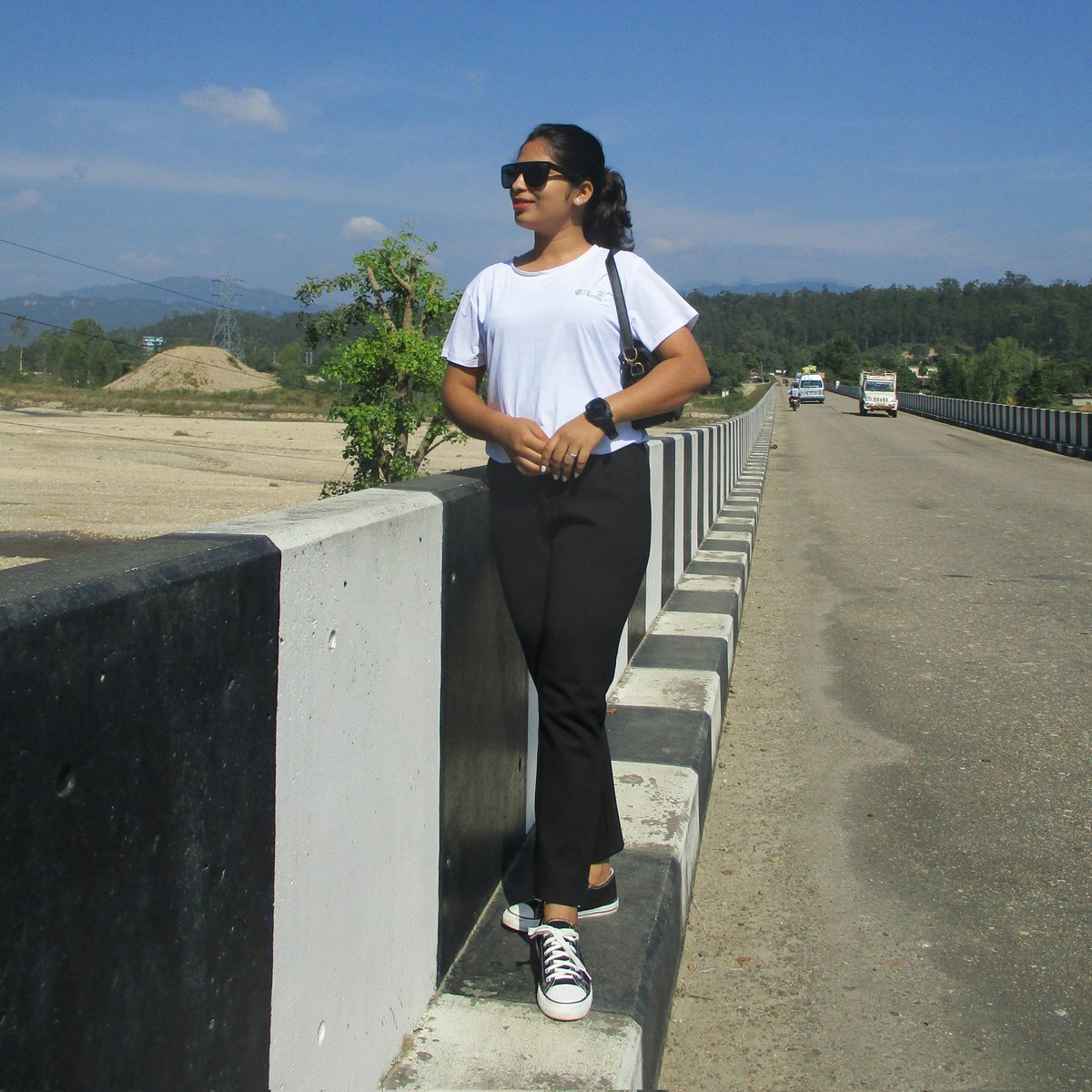 Resma_Ghimire's tweet photo. #NewProfilePic https://t.co/ywShfaaTaj