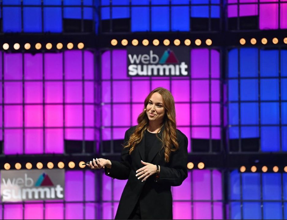 MagnusGrimeland's tweet photo. Really glad to see @IsabelleRingnes and @MariaWlosinska, founders of @AntlerGlobal portfolio companies @EqualityCheck and @JoinUnlock, taking the main stage at the world's largest tech conference @WebSummit with the audience of 40,000 people! 🚀

Well done! https://t.co/EEEBUQzd4Z