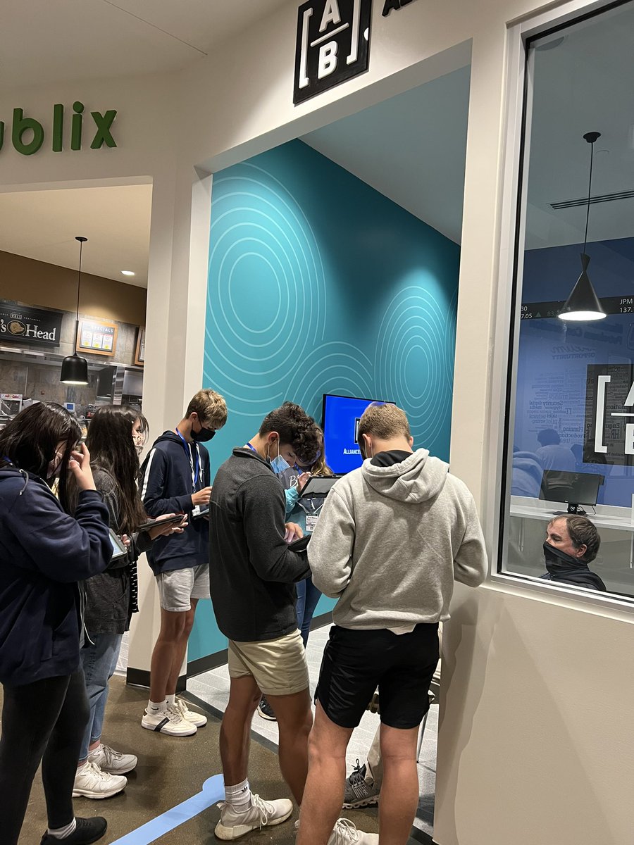 Wil❏ne tweet media