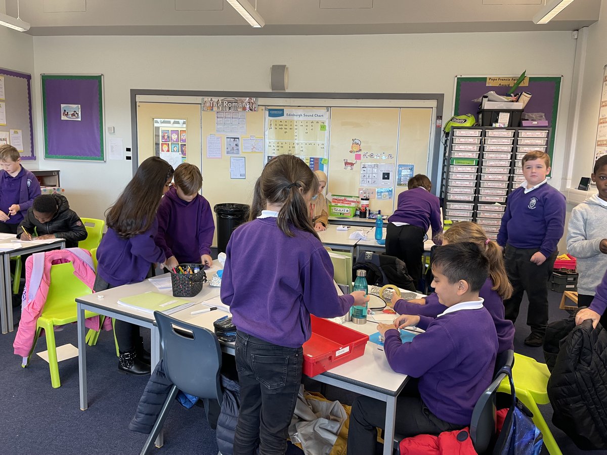 P4 and P4/3 have been exploring and evaluating the properties of materials. Why don't you ask them to explain their wrapping or absorbency experiments! <a href="/StJosephs_P4/">St. Joseph's RC PS Primary 4</a>_P3 @StJosephs_P4 <a href="/stjosephsedin/">St. Joseph’s RC PS</a>