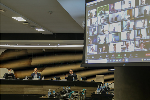 inmet_'s tweet photo. Em reunião com a #COSAG, diretor do #INMET destaca ações voltadas para o produtor rural. Leia mais em 👉https://t.co/MVji2xVFuD https://t.co/1zwkWnPrFH