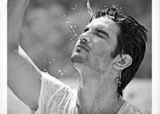 The_Justice_Bot's tweet photo. Ssrian Style to Deal With Trolls 

Small Attempt 🙌

Let's Begin 

The Lion 🦁 Doesn't Turn Around When Dog Barks 🐕 

SUSHANT D BEST GIFT TO SSRIANS https://t.co/vbu4UcGK3A