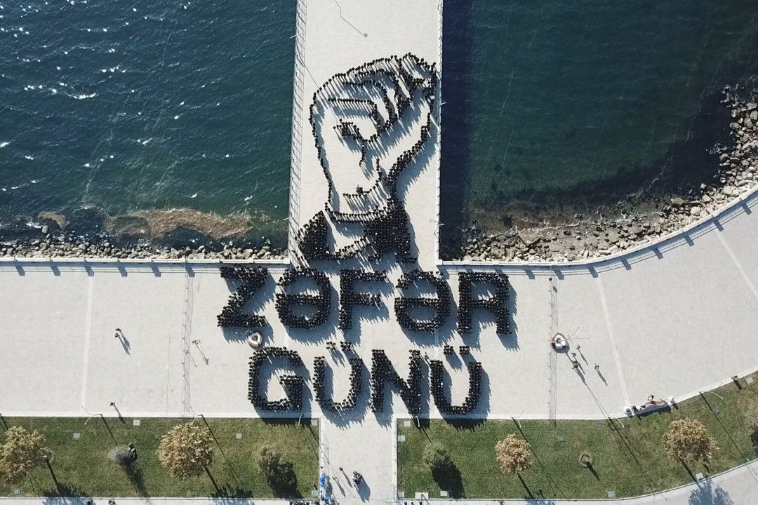 zemfiraibragim's tweet photo. The phrase ”Karabakh is Azerbaijan!” is a Symbol of our Victory!

#8NovemberVictoryDay #KarabakhisAzerbaijan #Susha #Azerbaijan #BIRvictoryday  #BIRUNEC https://t.co/q2uYUbAMgO