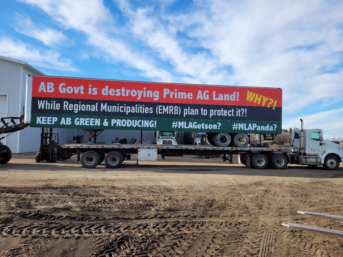 CoreyJespersen's tweet photo. Alberta Government negotiates in bad faith. Ignorant bureaucrats treat multi generational farm with little regard. Time for #MLAGetson to stand up for mishandled situation and work for his constituent when the govt isn't!  #AlbertaInfrastructure #AlbertaAgriculture https://t.co/arUUYrvvIq