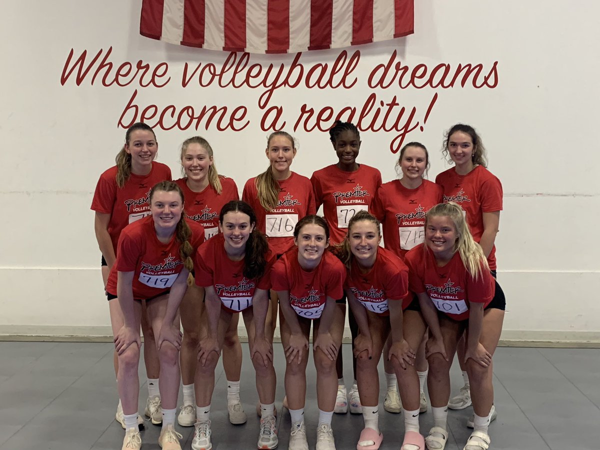 Introducing your 2021-2020 17 Black Team 🌟🏐