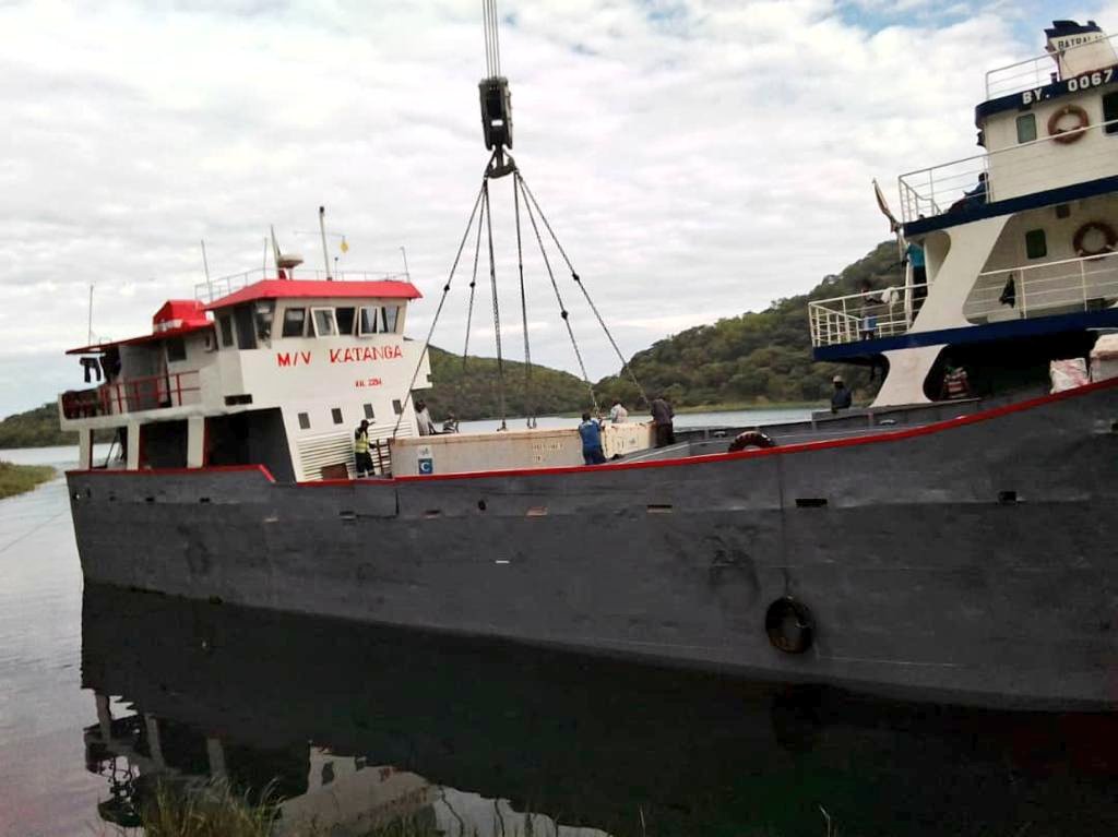 egalrdc's tweet photo. Port de Mpulungu (Zambie), le 08 novembre 2021

Fin chargement : Premier lot Vivres Fin d'année pour Kalemie- Tanganyika (#RDC) et Zone Est.🇨🇩

Départ dans 15 minutes, encore 8 rotations. https://t.co/Un41imyu9b