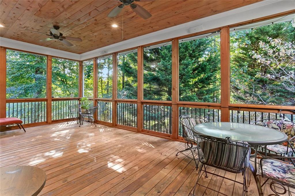 AtlRealtyDotCom's tweet photo. ๐Moon Shadow Trace - the house that makes your #CottageLiving dreams come true! This charming and wonderfully cared-for home sits on a corner lot in the High Gables subdivision.
#PriceAndLocation https://t.co/5iBHfM0Zk5 https://t.co/xDy53evEV6