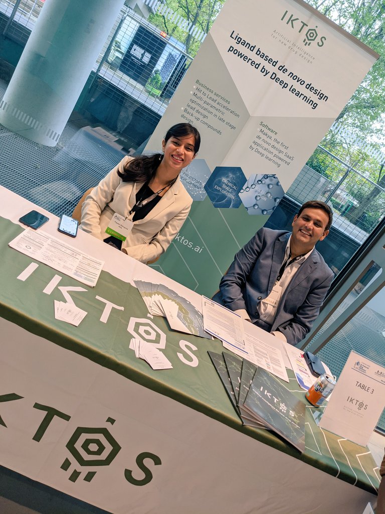 DirSlas's tweet photo. @IktosAI is ready to answer your questions (online or in person!) after their vendor snapshot presentation here at @SLAS_Org's #SLASAI21 symposium. https://t.co/7e5eMDJG1Y