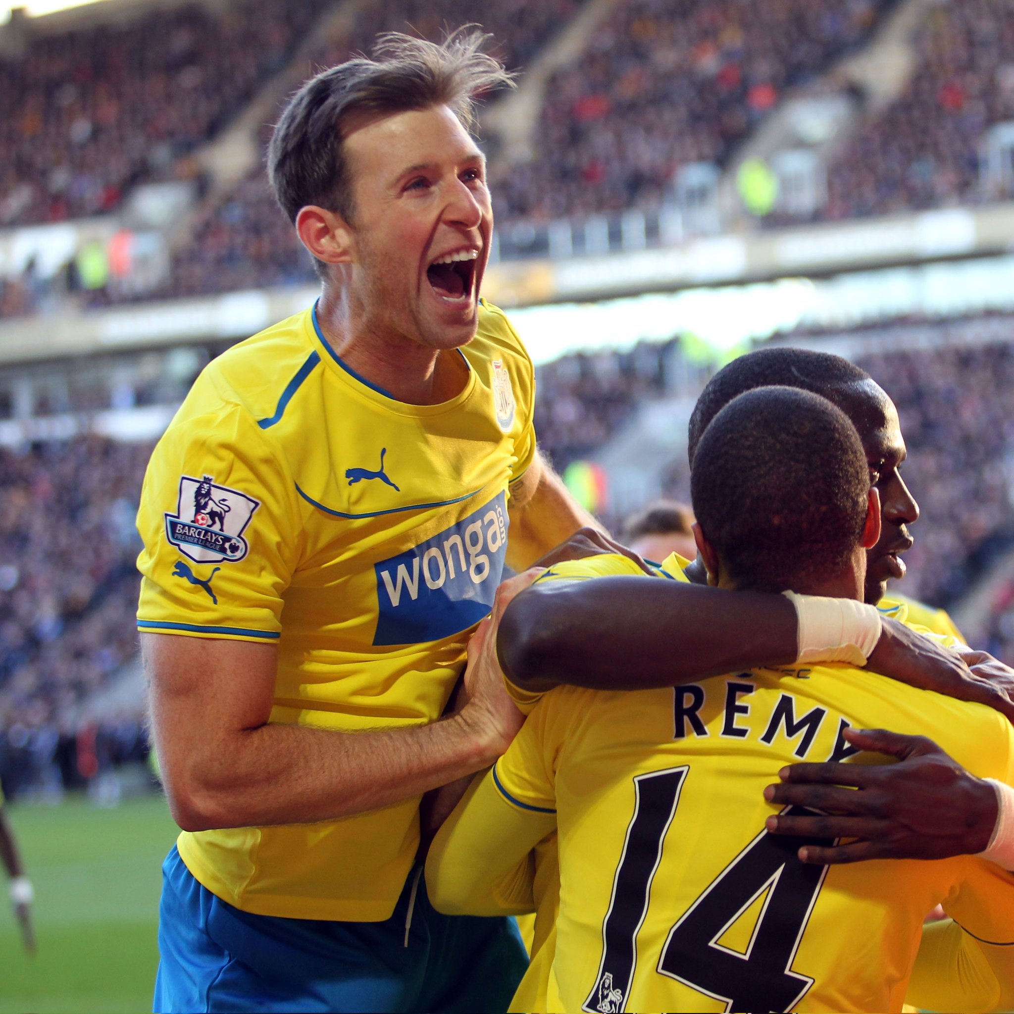  Wishing former defender Mike Williamson a very happy birthday today!  