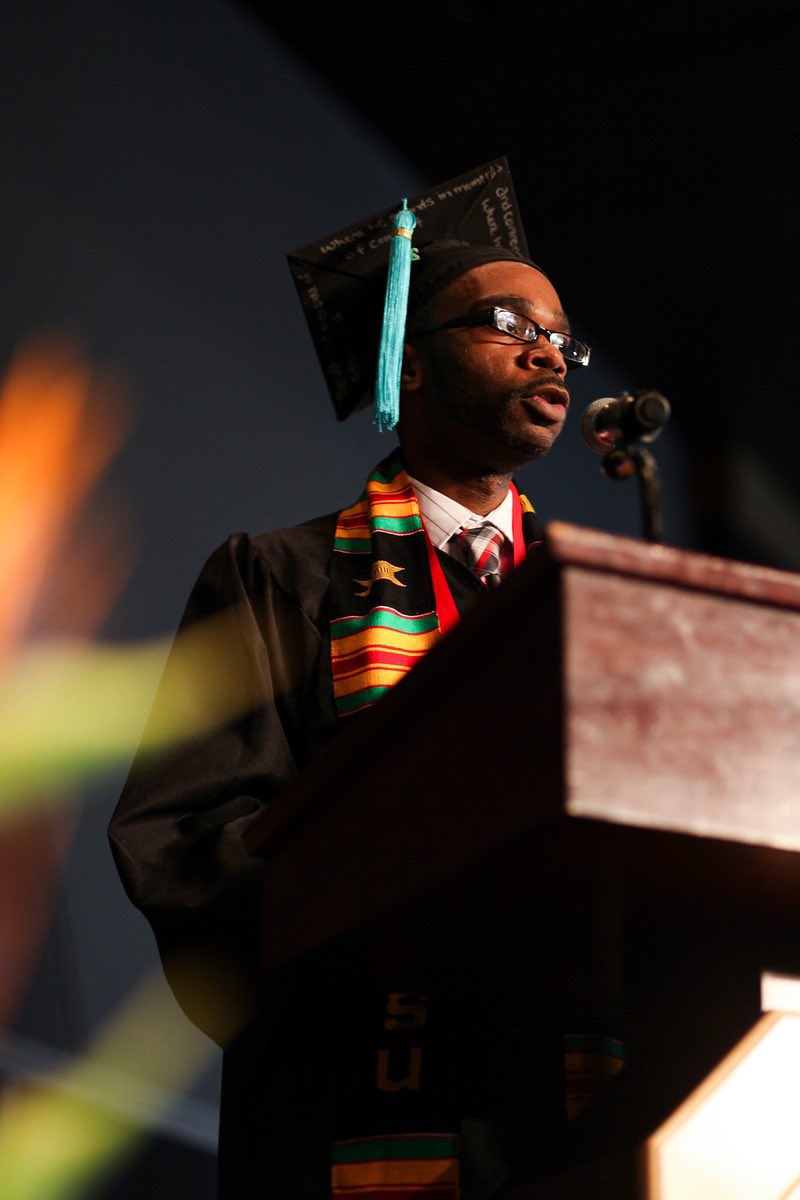 DaVonti_'s tweet photo. As we celebrate National First Generation Day I have to give a shout out to all the #firstgen college students and grads out there—especially my fellow @OhioState Buckeyes, First Gen doctors, and @TempleUniv Owls!
#GoBucks #FirstToFly #CelebrateFirstGen #BuckeyeForLife https://t.co/yA7psIJEoE