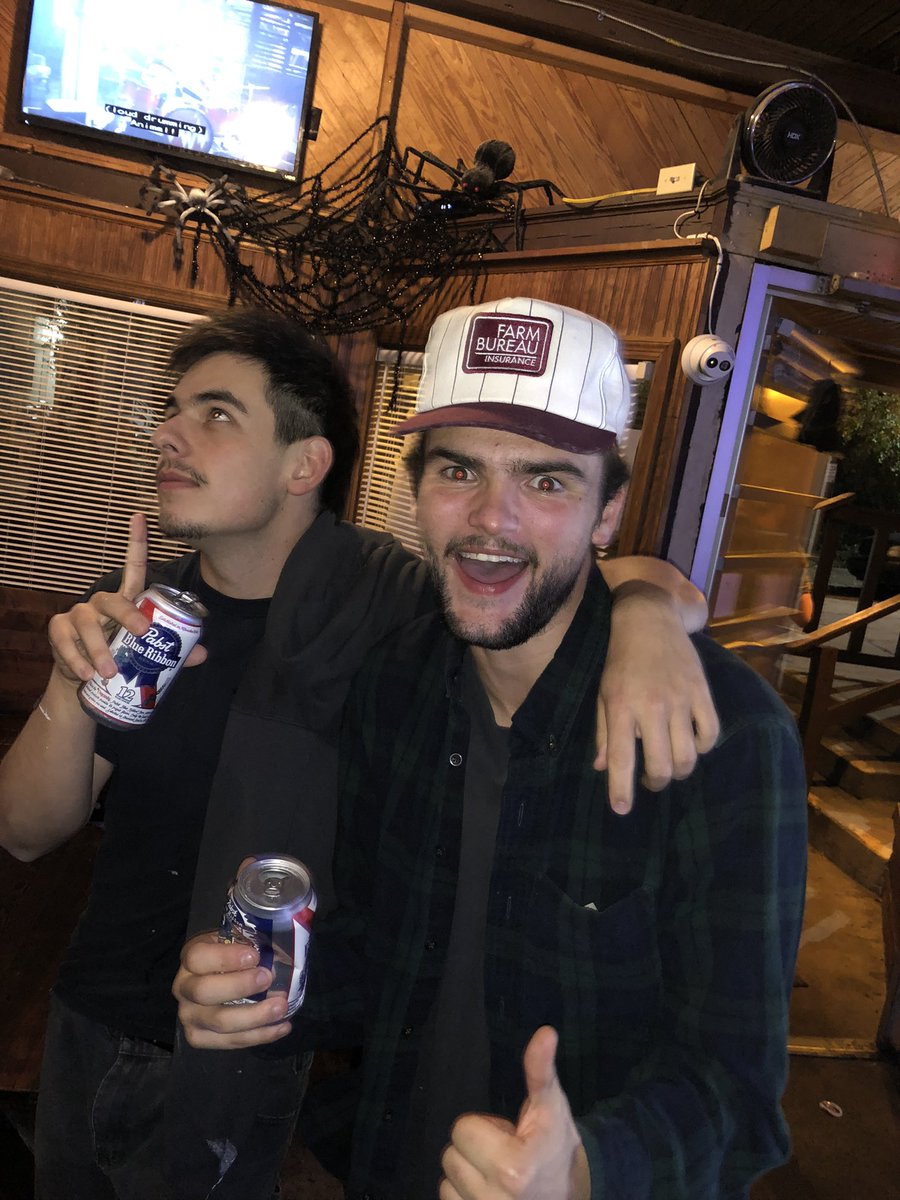 1800kyle's tweet photo. up https://t.co/cDwbSuCSS5